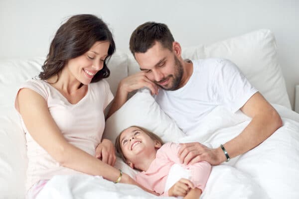 Family in bed